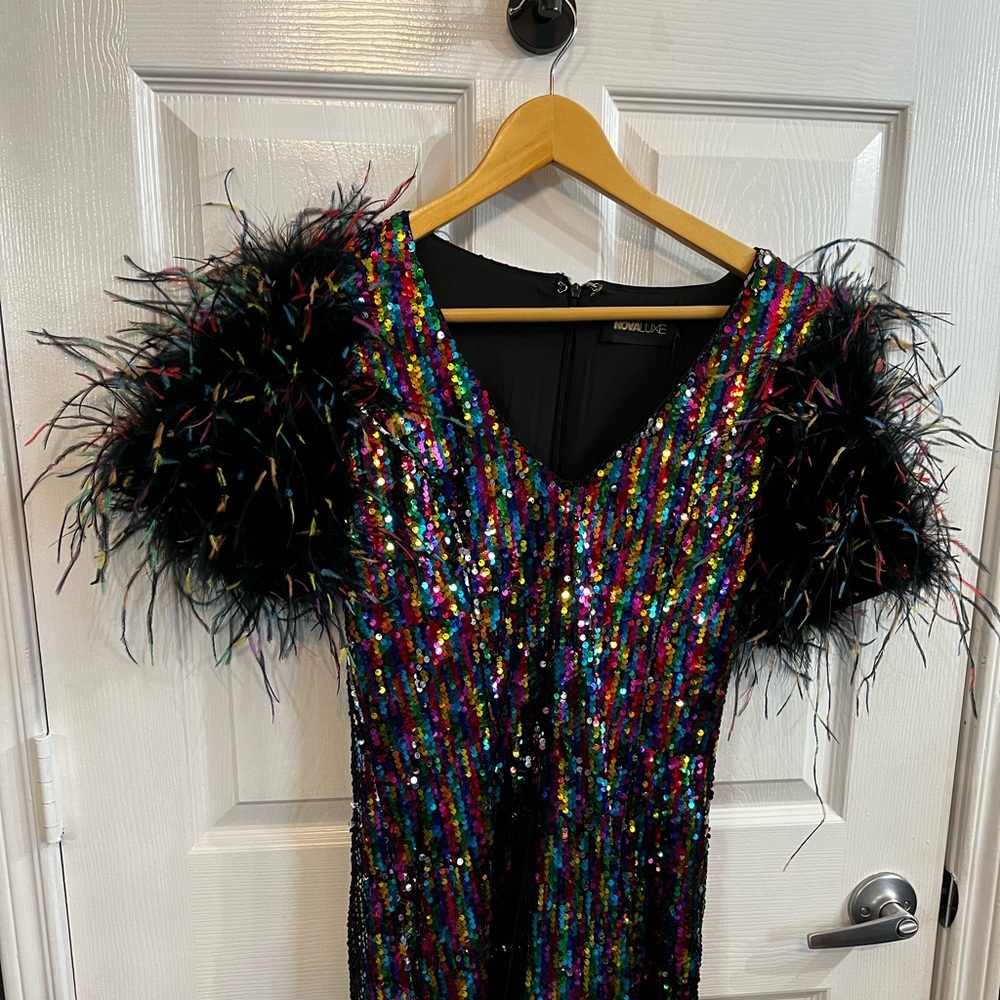 NWT Fashion Nova Sequin Sparkle Feather Concert Party Dress! MEDIUM